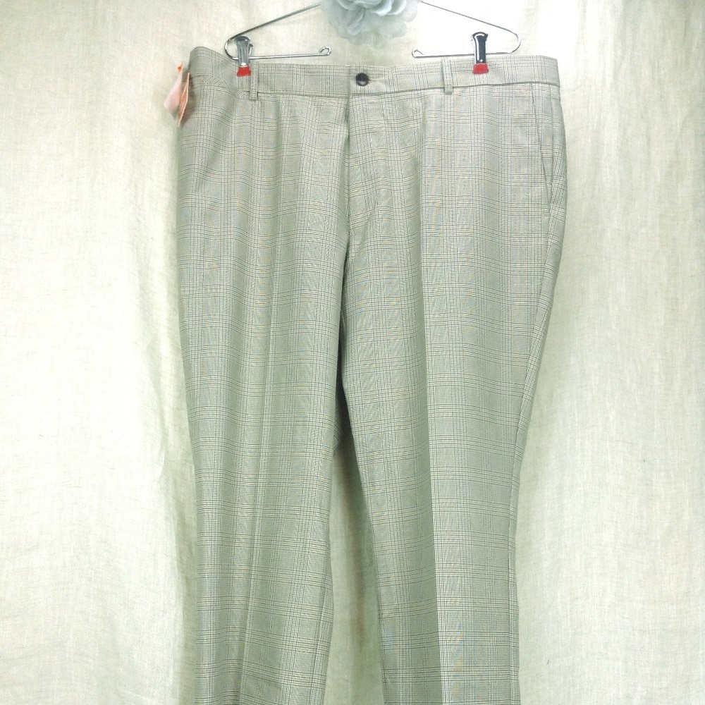 NWT DOCKERS PLAID STR8T FIT GOLF PANTS 4 for $25